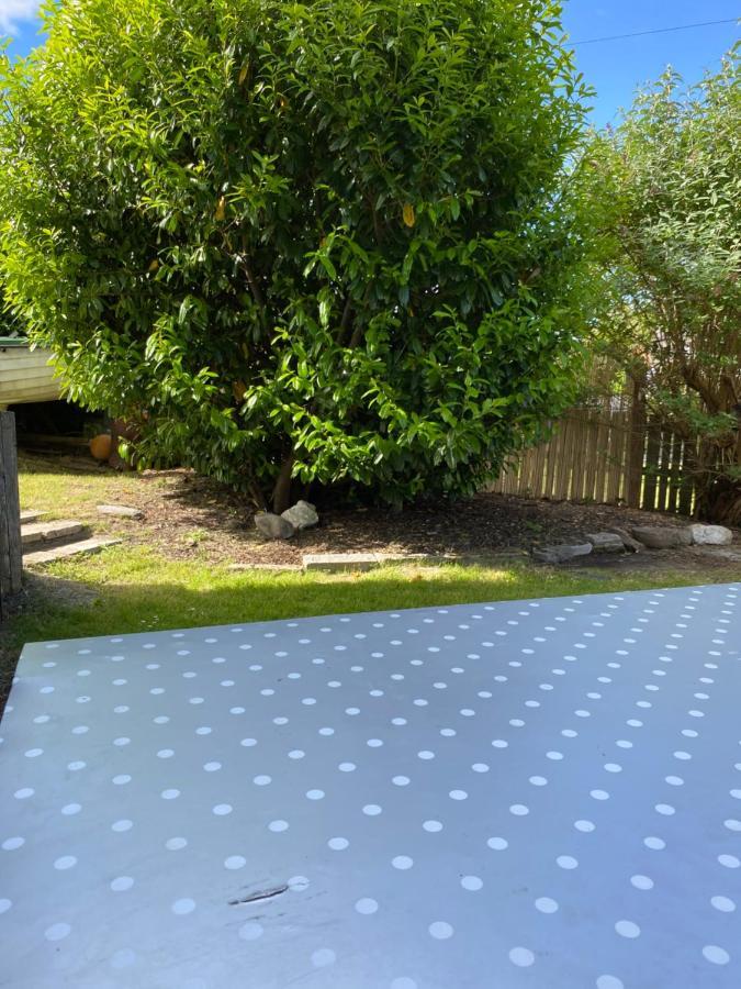 No 5 Newly Refurbished 4 Bedroom House Cononbridge Extérieur photo
